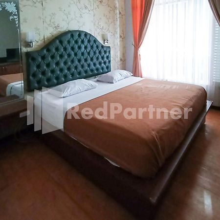 Nillo Hotel Kebumen Mitra Reddoorz Zewnętrze zdjęcie