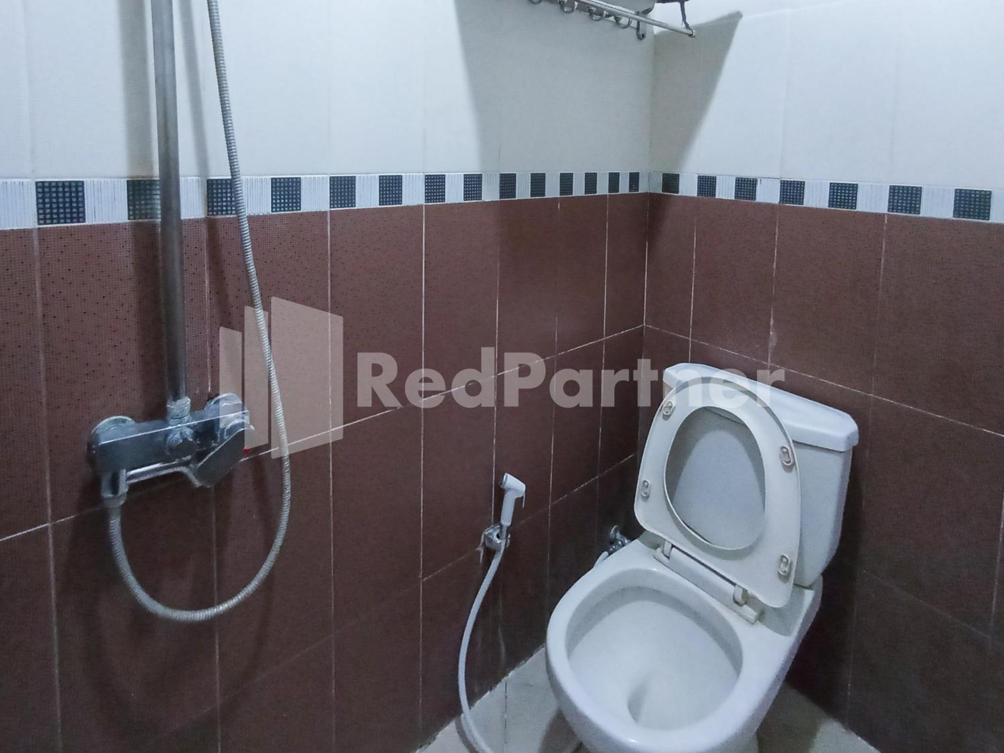 Nillo Hotel Kebumen Mitra Reddoorz Zewnętrze zdjęcie