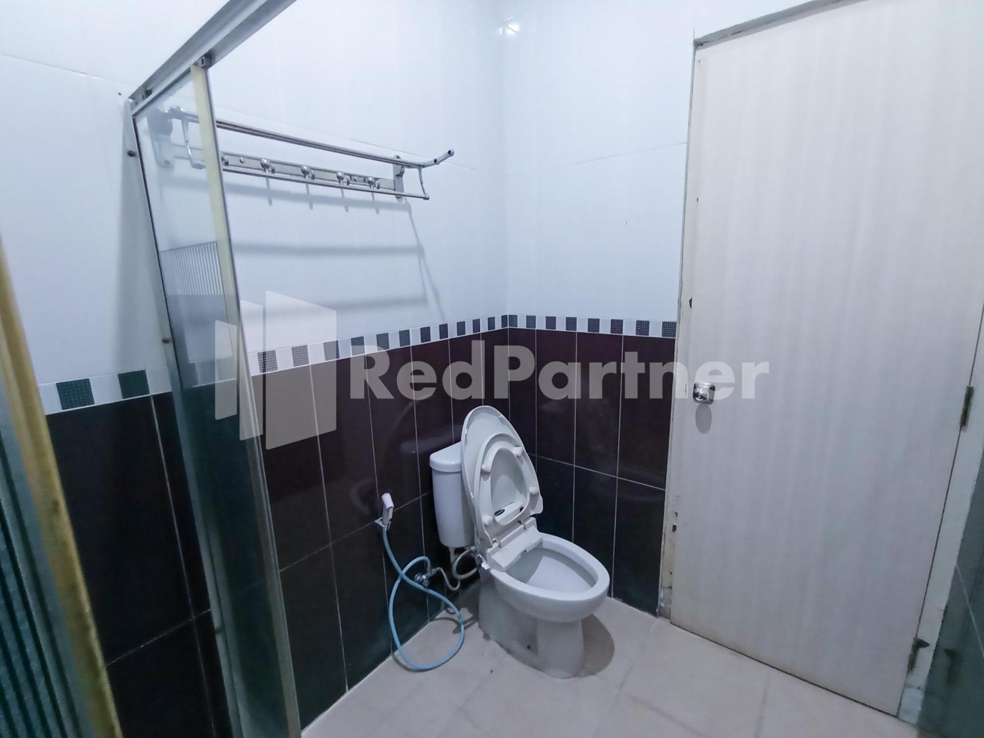 Nillo Hotel Kebumen Mitra Reddoorz Zewnętrze zdjęcie