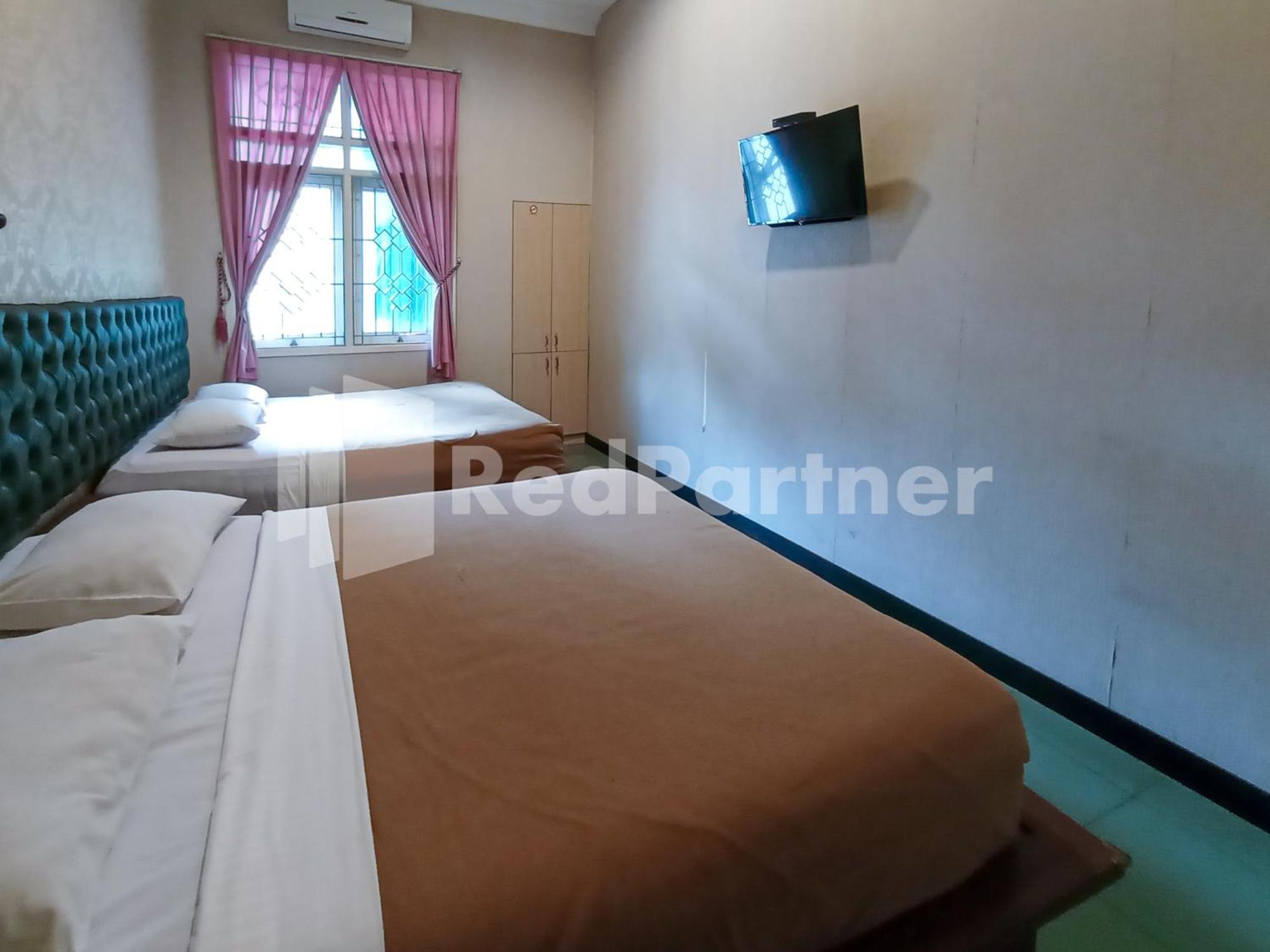 Nillo Hotel Kebumen Mitra Reddoorz Zewnętrze zdjęcie