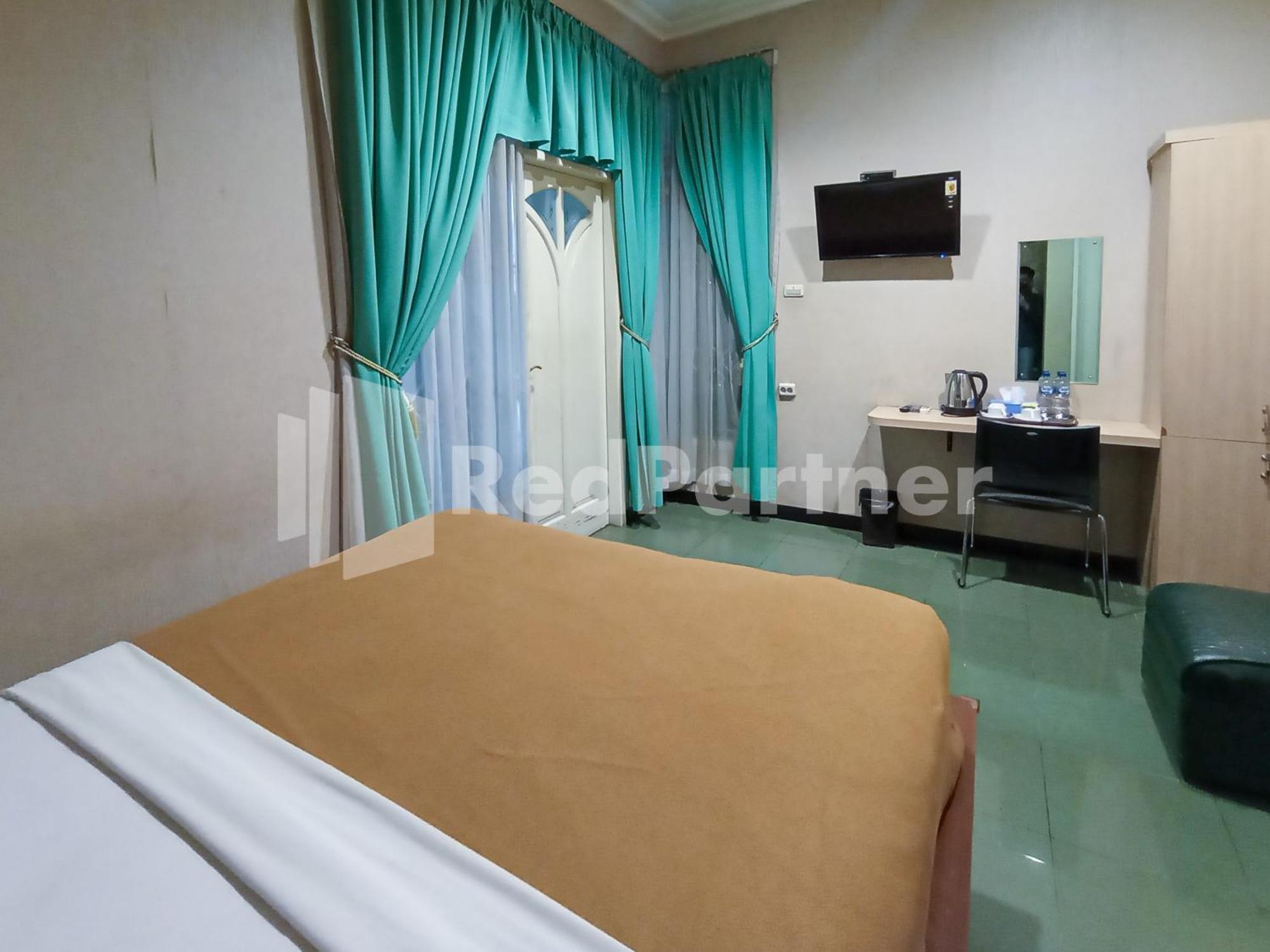 Nillo Hotel Kebumen Mitra Reddoorz Zewnętrze zdjęcie