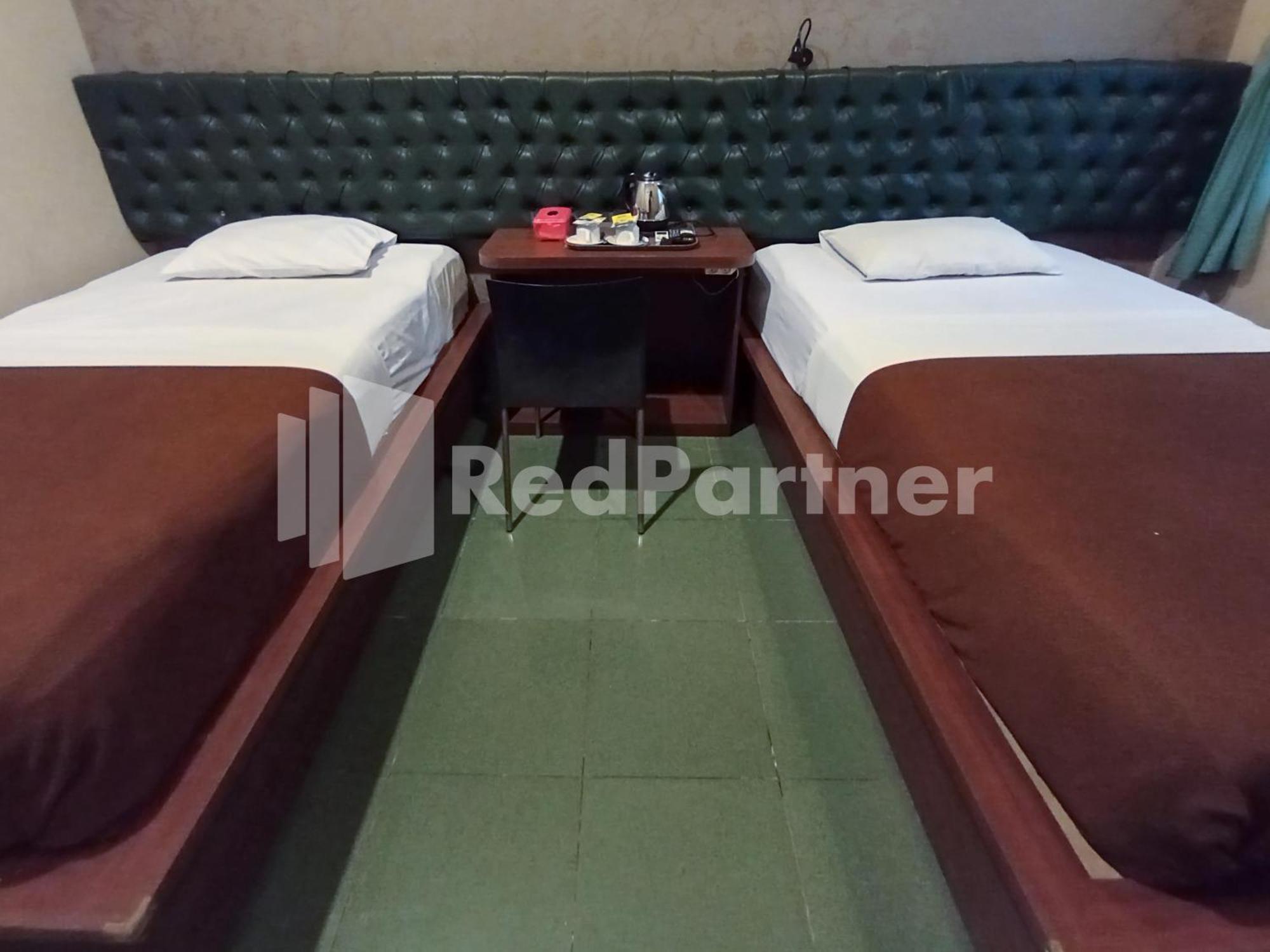 Nillo Hotel Kebumen Mitra Reddoorz Zewnętrze zdjęcie