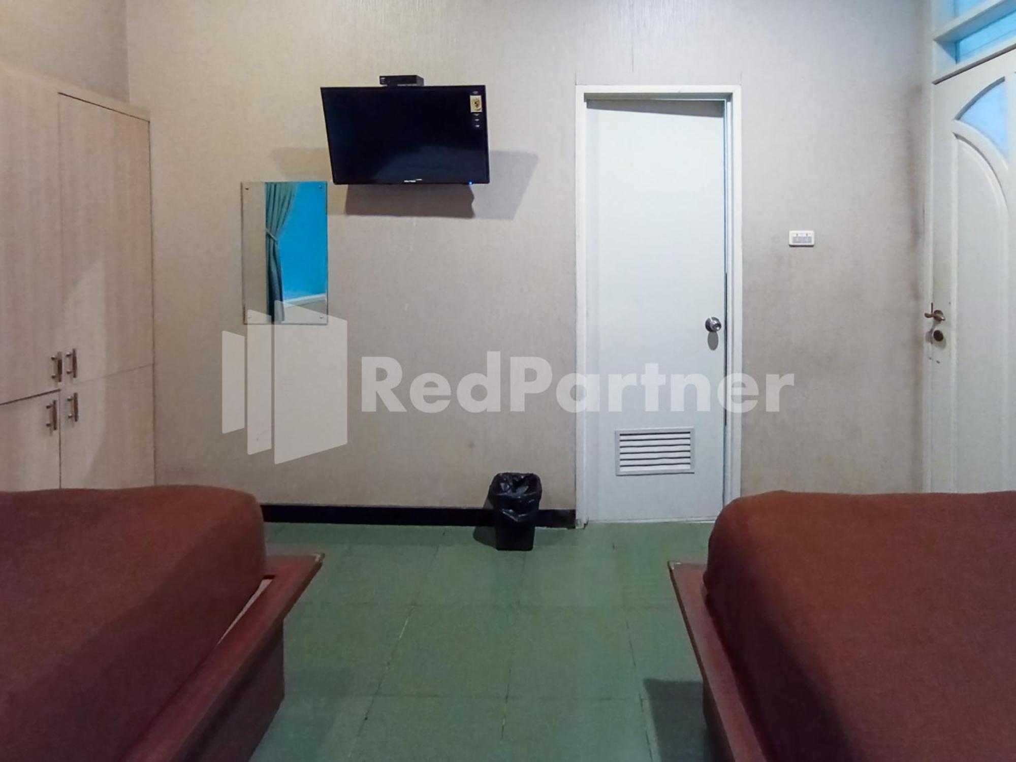 Nillo Hotel Kebumen Mitra Reddoorz Zewnętrze zdjęcie