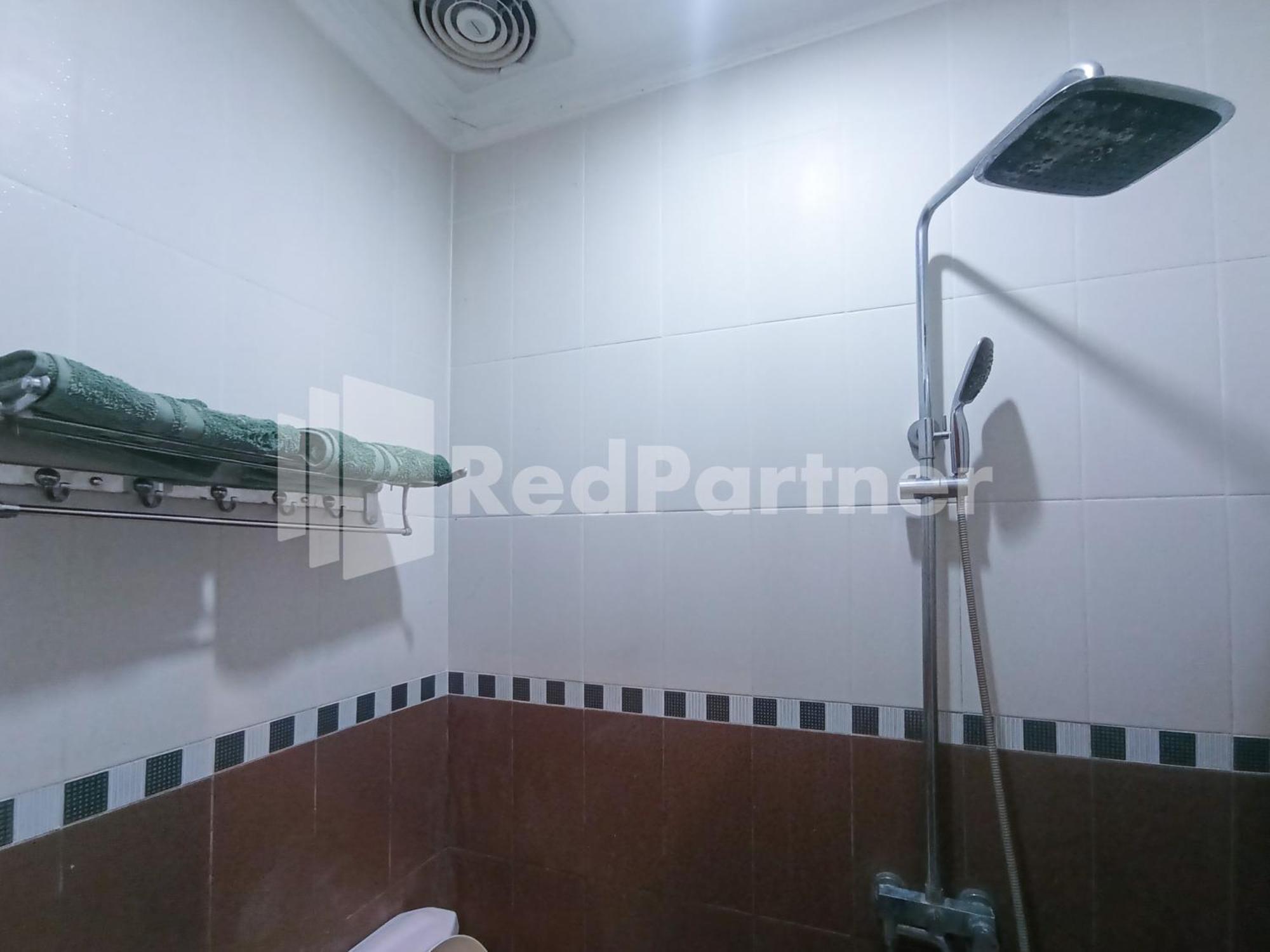 Nillo Hotel Kebumen Mitra Reddoorz Zewnętrze zdjęcie