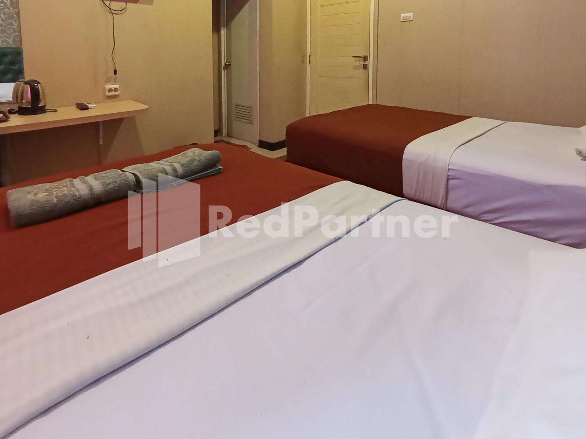 Nillo Hotel Kebumen Mitra Reddoorz Zewnętrze zdjęcie