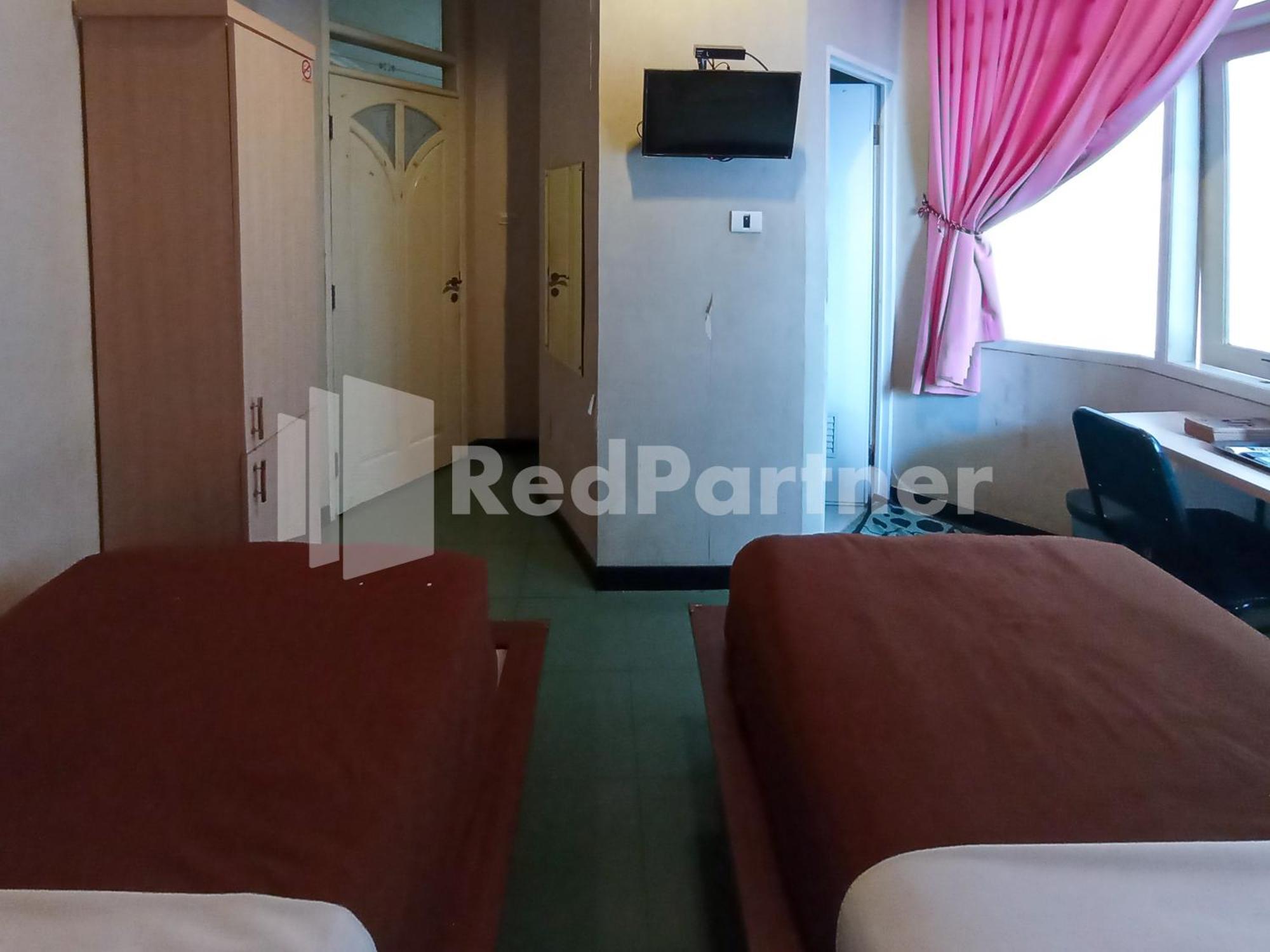 Nillo Hotel Kebumen Mitra Reddoorz Zewnętrze zdjęcie