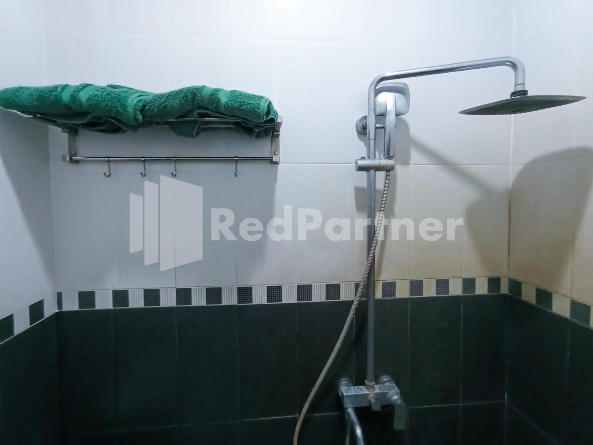 Nillo Hotel Kebumen Mitra Reddoorz Zewnętrze zdjęcie