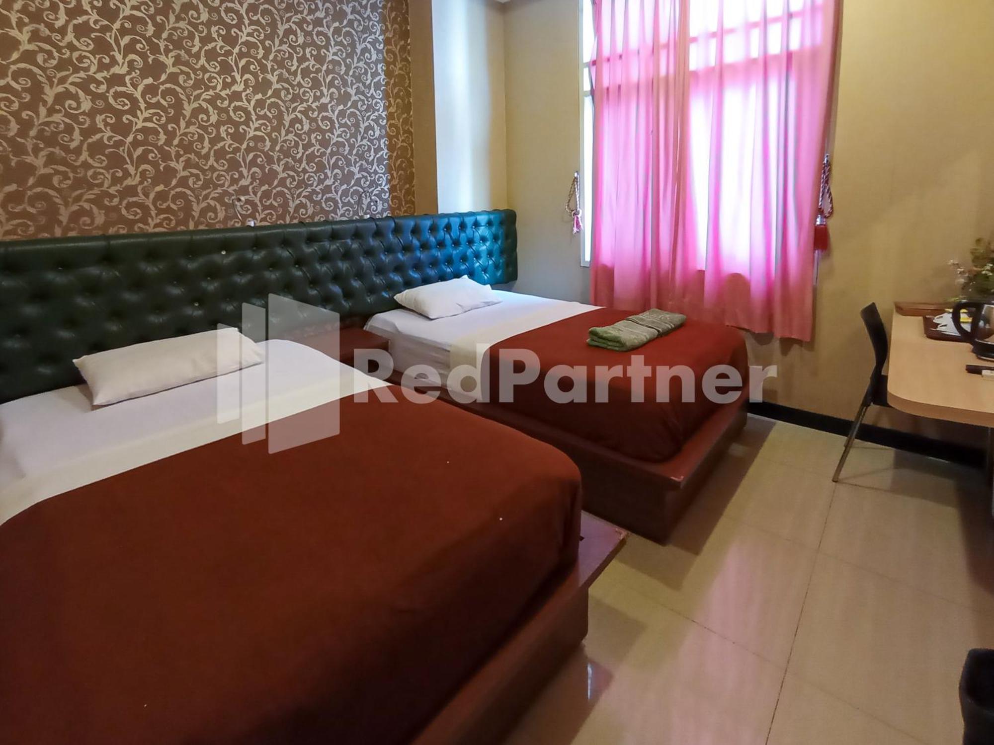 Nillo Hotel Kebumen Mitra Reddoorz Zewnętrze zdjęcie